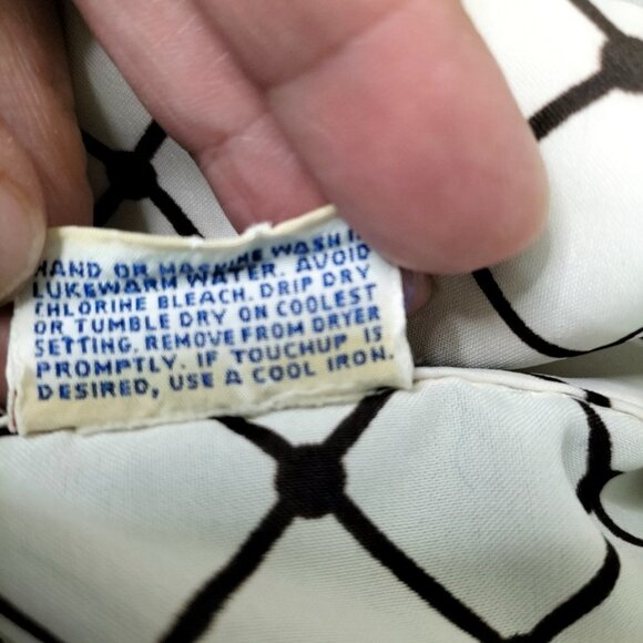 (974) Pykettes Vintage 70's Geometric Print Long Sleeve Button Down Top - Picture 5 of 7